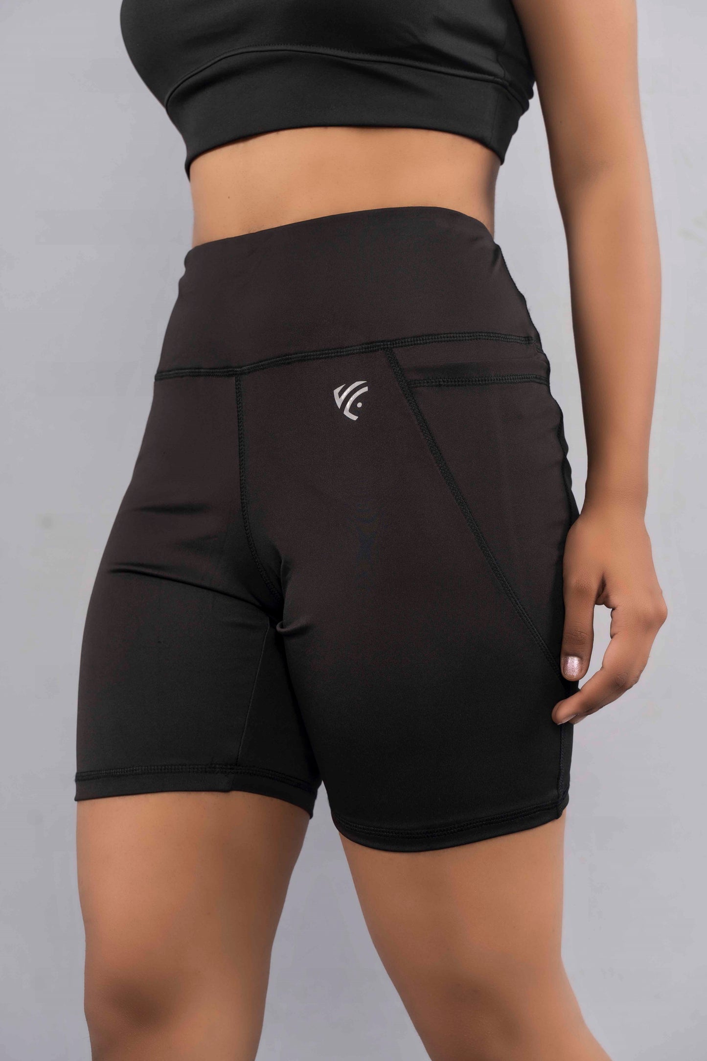 CY Activewear Shorts Camouflage